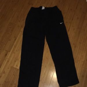 Men’s Nike sweat pants size small